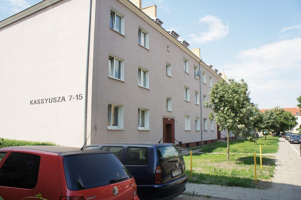 Apartament Poznan Jezyce Luaran gambar